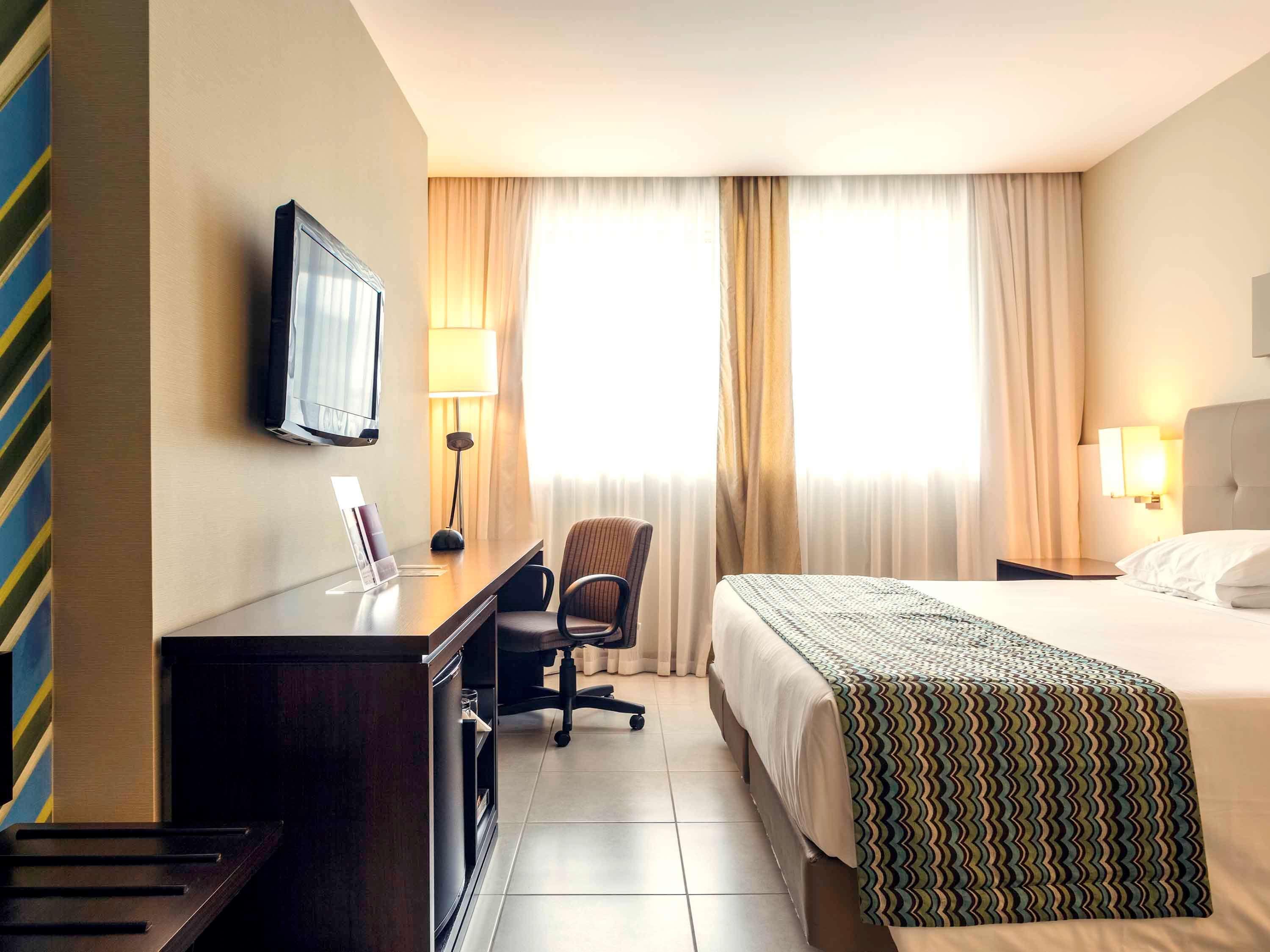 Mercure Salvador Pituba Exterior foto