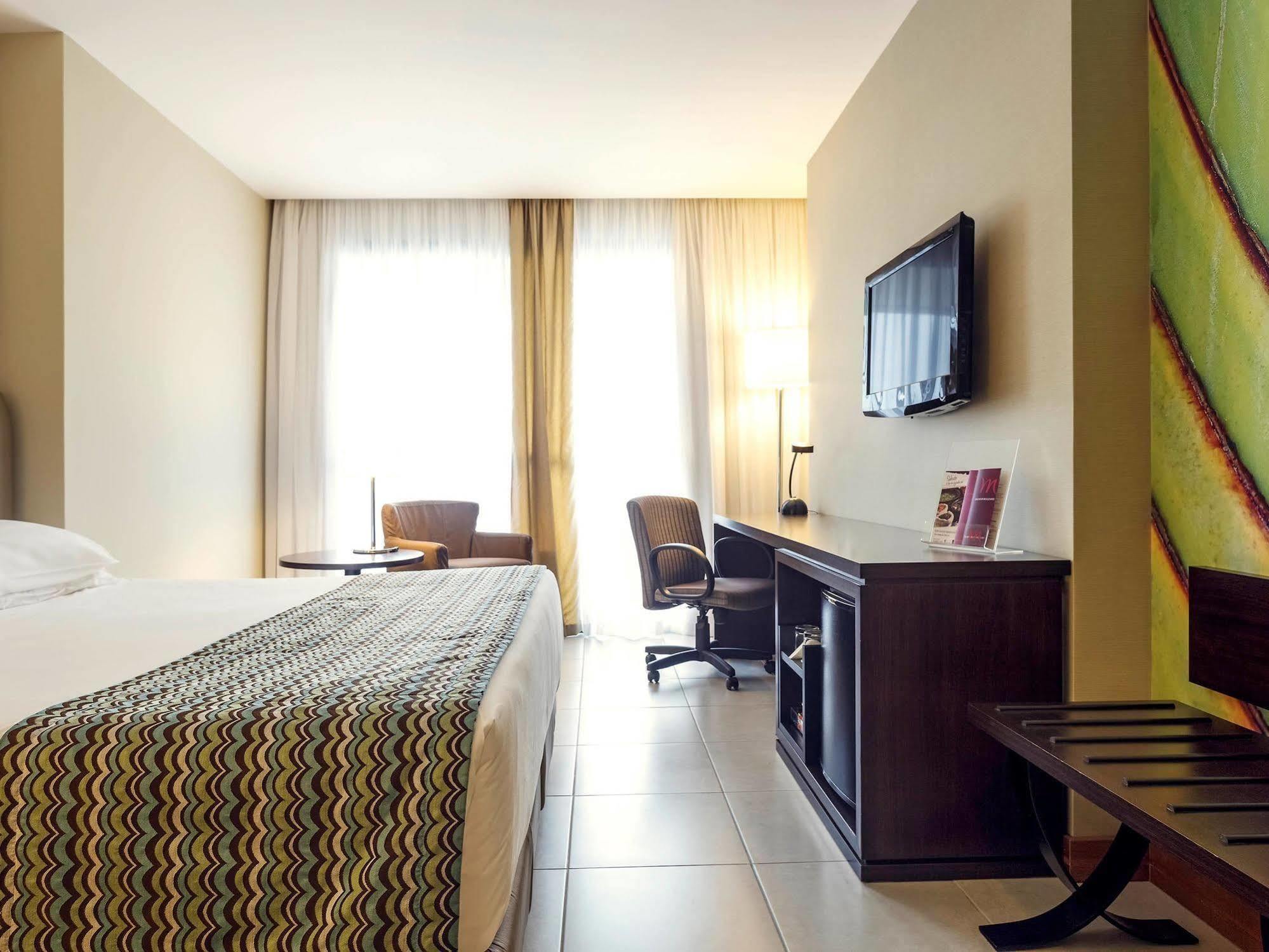 Mercure Salvador Pituba Exterior foto